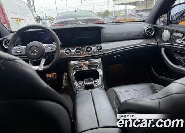 Mercedes-Benz E-Class W213 E63 AMG 4MATIC+ - фото 3