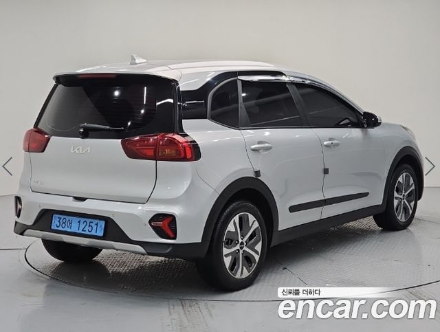 Kia Niro Air (Taxi Trim) - фото 3