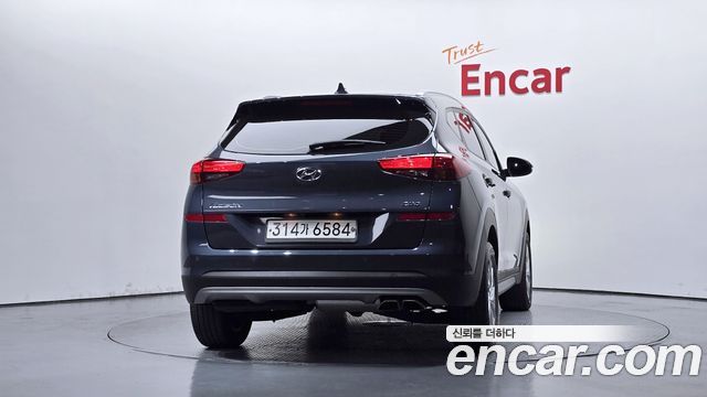 Hyundai Tucson Совершенно новый Diesel 2.0 2WD Modern - фото 3