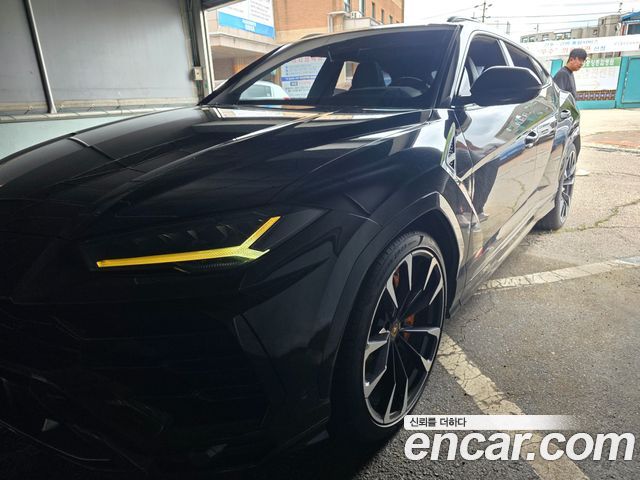Lamborghini Urus 4.0 V8 - фото 2