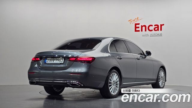 Mercedes-Benz E-Class W213 E250 Exclusive - фото 1
