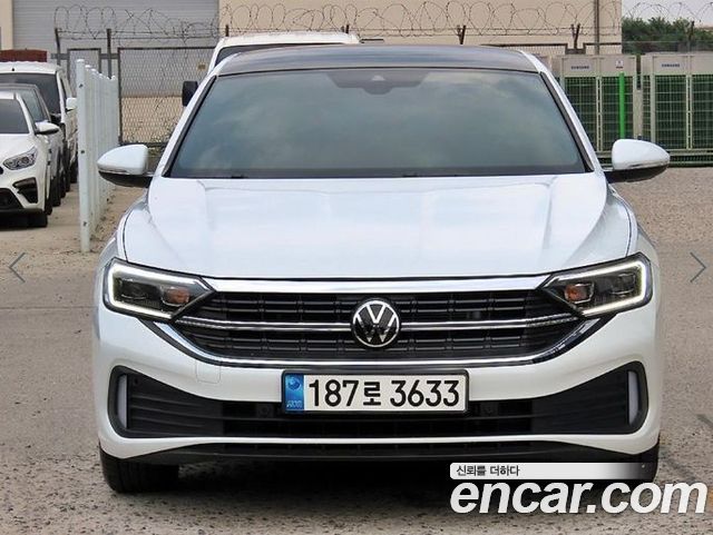 Volkswagen Jetta 7-го поколения 1.5 TSI Prestige - фото 0