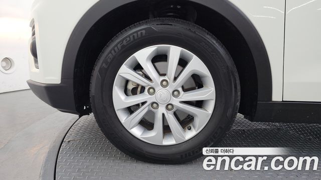 SsangYong Tivoli Gasoline 1.5 2WD V3 - фото 4