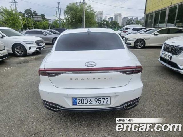 Hyundai Grandeur Новый IG 3.0 LPi Rent Car Modern - фото 3