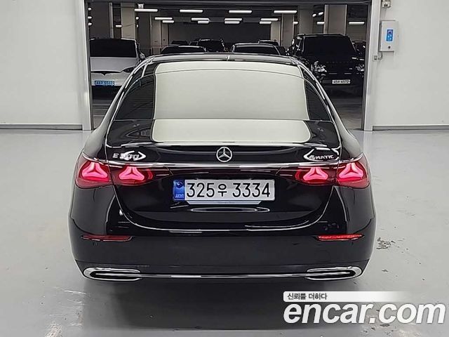 Mercedes-Benz E-Class W214 E300 4MATIC Exclusive - фото 2