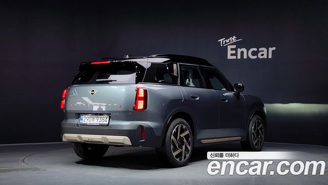 Mini Countryman 3-го поколения ALL4 Favoured - фото 1