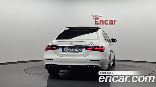 Mercedes-Benz E-Class W213 E53 AMG 4MATIC+ - фото 2