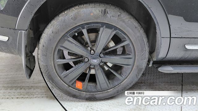 Ford Explorer 2.3 Limited 4WD 5th - фото 4