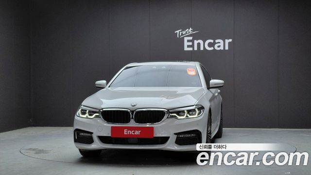 BMW 5-Series G30 530i xDrive M Sport Package Plus - фото 1