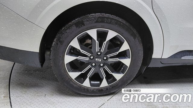 Kia Carnival 4-го поколения 9-Seater Signature - фото 4