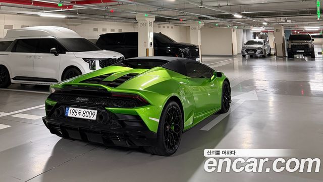 Lamborghini Huracan LP640-4 EVO Spyder - фото 4