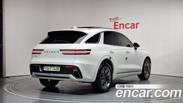 Genesis GV70 2.5T Gasoline 2WD - фото 1