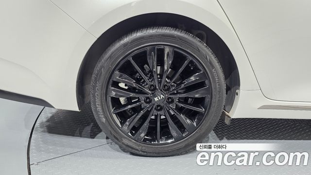 Kia K5 Новый 2-го поколения 2.0 Noblesse - фото 3