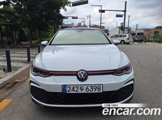 Volkswagen Golf 8-го поколения 2.0 GTI - фото 0