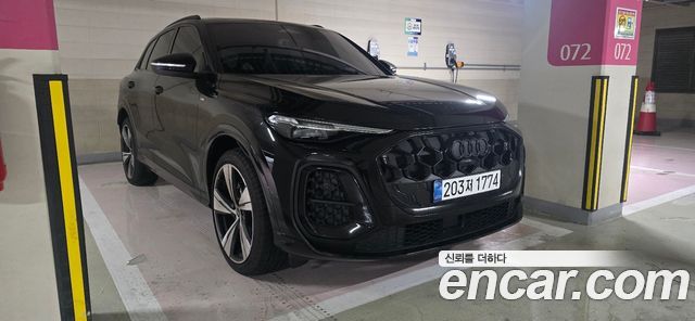 Audi Q5 45 TFSI Quattro S line - фото 0