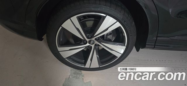 Audi Q5 45 TFSI Quattro S line - фото 4