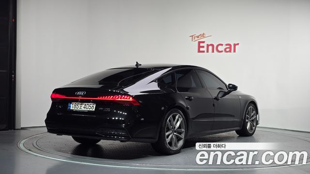 Audi A7 55 TFSI Quattro Premium - фото 1