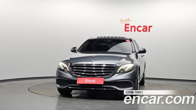 Mercedes-Benz E-Class W213 E220d 4MATIC Exclusive - фото 2