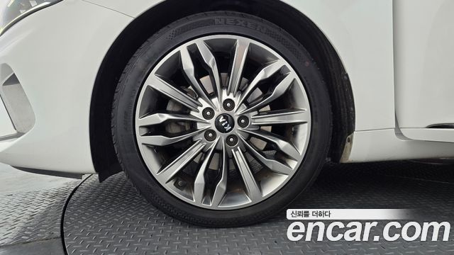 Kia K7 Premier 3.0 GDI Signature - фото 4