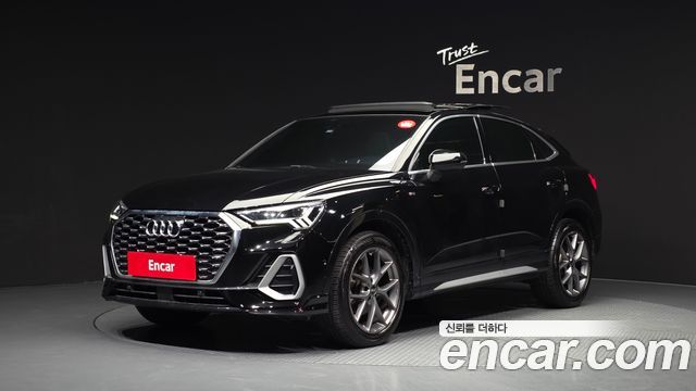 Audi Q3 F3 35 TDI Premium Sportback - фото 0