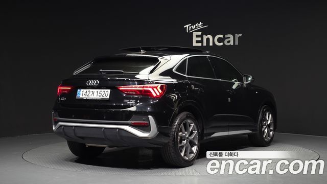 Audi Q3 F3 35 TDI Premium Sportback - фото 1