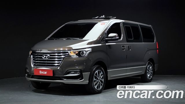 Hyundai Starex Новый 4WD Urban 9-Seater Exclusive - фото 0