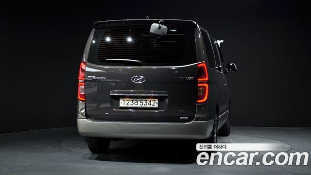 Hyundai Starex Новый 4WD Urban 9-Seater Exclusive - фото 3