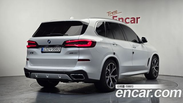 BMW X5 G05 xDrive 40i M Sport - фото 1