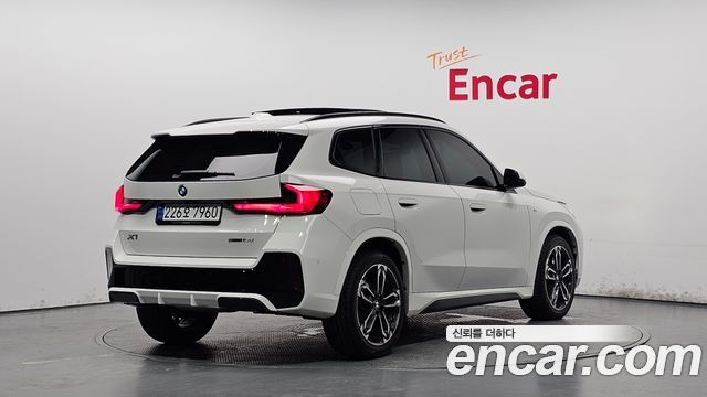 BMW X1 U11 sDrive 18d M Sport - фото 1