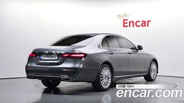 Mercedes-Benz E-Class W213 E250 Exclusive - фото 1