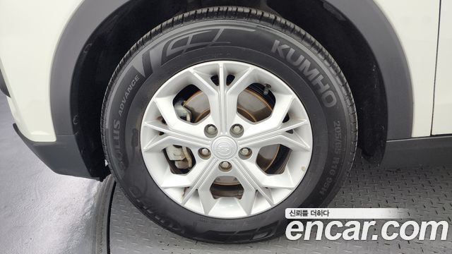 SsangYong Tivoli Gasoline 1.5 2WD V3 - фото 4
