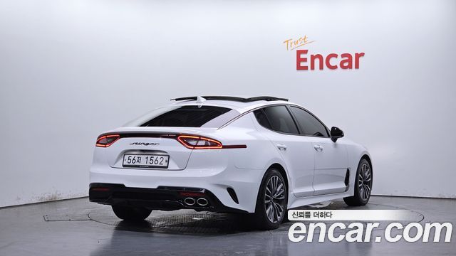 Kia Stinger 2.2 Diesel 2WD Dream Edition - фото 1
