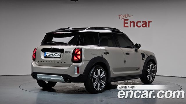 Mini Countryman ALL4 Classic Launch Pack 2nd - фото 0