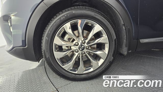 Kia Sorento Новый Diesel 2.2 2WD Noblesse - фото 4