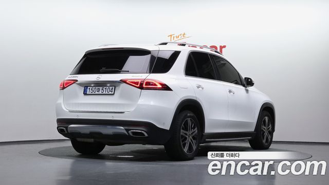 Mercedes-Benz GLE-Class W167 GLE300d 4MATIC - фото 1