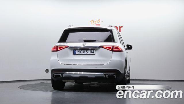 Mercedes-Benz GLE-Class W167 GLE300d 4MATIC - фото 3