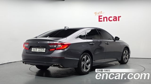 Honda Accord 10-го поколения 1.5 Turbo - фото 1