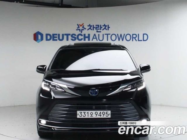 Toyota Sienna 4-го поколения 2.5 Hybrid 2WD - фото 2