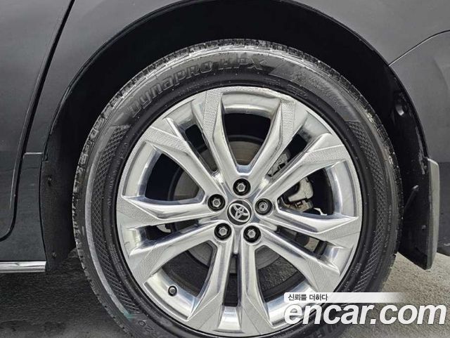 Toyota Sienna 4-го поколения 2.5 Hybrid 2WD - фото 4