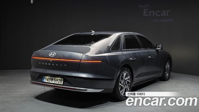 Hyundai Grandeur GN7, гибрид Premium - фото 1