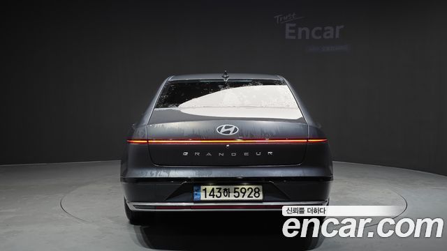 Hyundai Grandeur GN7, гибрид Premium - фото 3