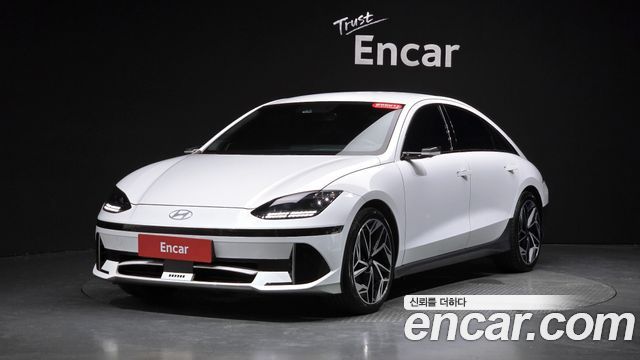 Hyundai Ioniq6 Long Range AWD Prestige - фото 0