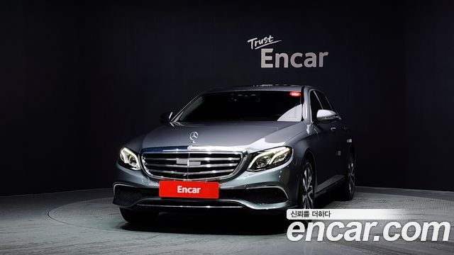 Mercedes-Benz E-Class W213 E300 4MATIC Exclusive - фото 2