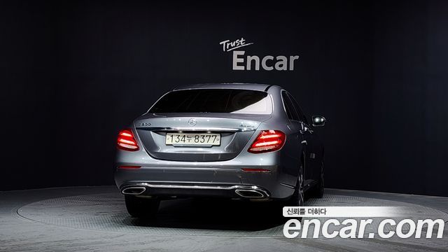 Mercedes-Benz E-Class W213 E300 4MATIC Exclusive - фото 3