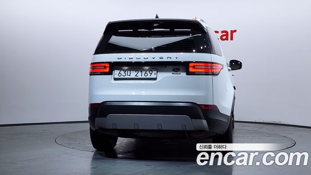 Land Rover Discovery 3.0 TD6 HSE Luxury - фото 3