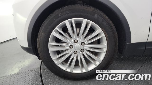 Land Rover Discovery 3.0 TD6 HSE Luxury - фото 4