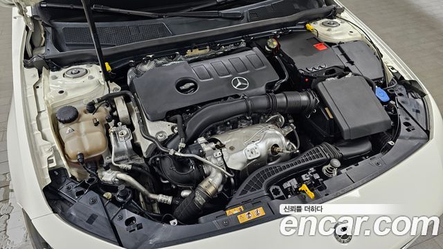 Mercedes-Benz A-Class W177 A220 Sedan - фото 4