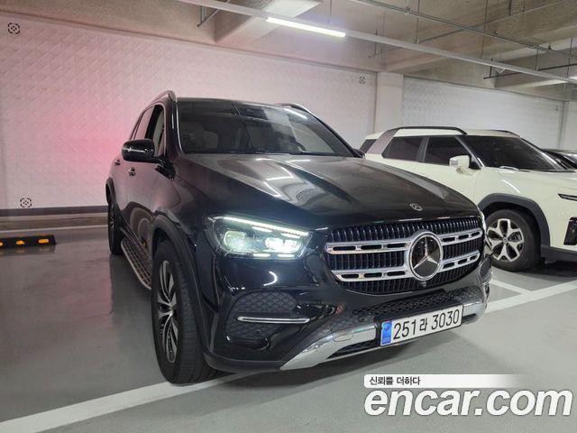 Mercedes-Benz GLE-Class W167 GLE300d 4MATIC - фото 1