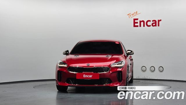 Kia Stinger 2.0 Turbo 2WD Platinum - фото 2