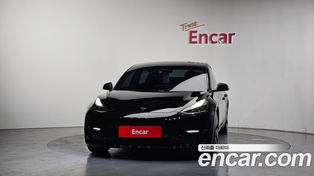 Tesla Model 3 Long Range AWD - фото 2